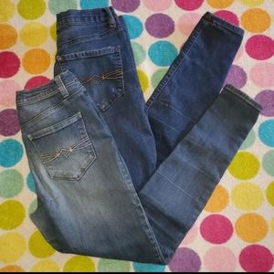 2 Mudd FLX Stretch Jeggings